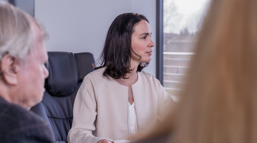 Laura Quirmbach im Beratungsgespräch